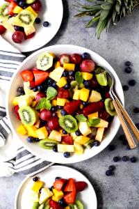 1 1/3 cup (140 g) Summer Fruit Salad