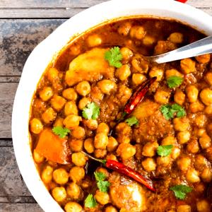 1/2 container (227 g) Chana Potato Stew