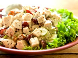 1/2 cup (100 g) Chicken Salad Sonoma