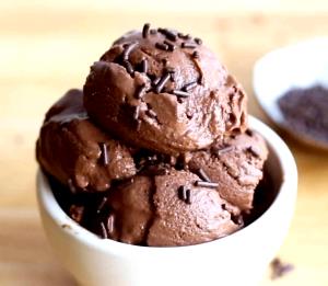 1/2 cup (102 g) Dark Chocolate Ice Cream