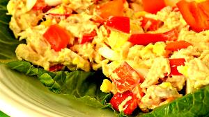 1/2 cup (113 g) Sriracha Tuna Salad