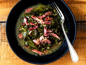 1/2 cup (118 g) Collard Greens Southern Style