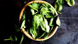 1/2 cup (120 g) Cut Leaf Spinach