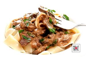 1/2 cup (125 g) Beef Stroganoff