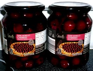 1/2 cup (140 g) Dark Morello Cherries