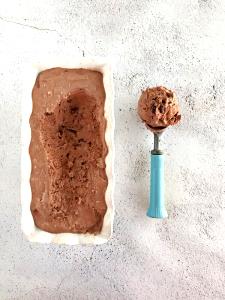 1/2 cup (66 g) Chocolate Crackle Ice Cream