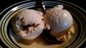 1/2 cup (77 g) Creole Cream Cheese Ice Cream