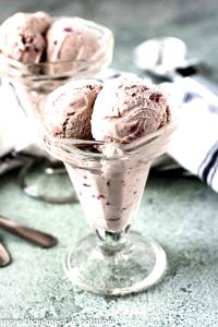 1/2 Cup Ice Cream, Cherry Vanilla