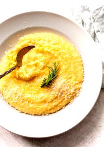 1/2 Cup Cheesy Polenta