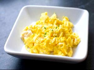 1/2 cup Scrambled Eggs