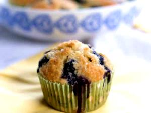 1/2 muffin (50 g) Low Fat Blueberry Muffin