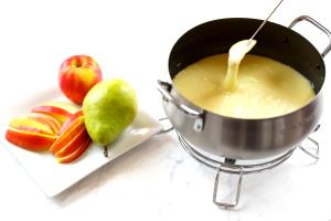 1/2 order Cut Apples for Cheese Fondue