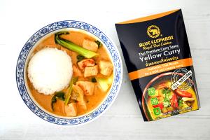 1/2 Package Yellow Curry Entree, Thai Cuisine