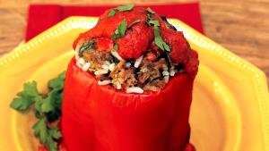 1/2 piece (128 g) Stuffed Red Bell Peppers