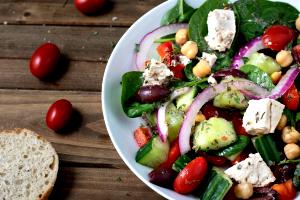 1/2 small Greek Salad with Fat Free Dressing (Small)