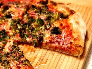 1/3 pizza Broccoli & Spinach White Pizza