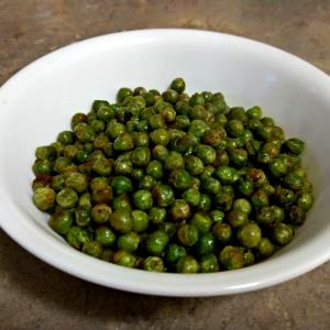 1/4 cup (30 g) Chili Peas