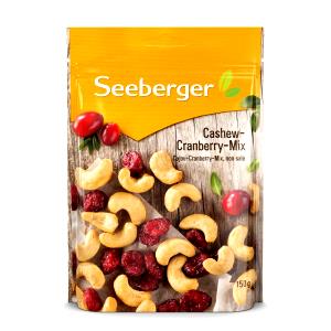 1/4 cup Cashew, Cranberry & Almond Trail Mix