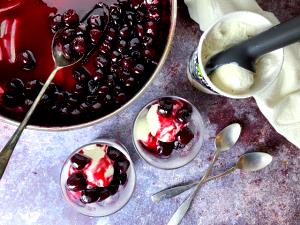 1/4 Cup Dessert Topping, Cherries Jubilee