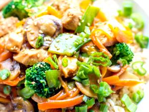 1/4 package (227 g) Garlic Chicken Stir Fry