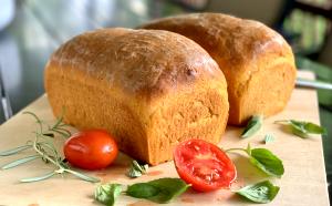 1/5 loaf Tomato, Basil & Cheese Focaccia