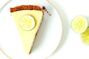 1/8 pie (128 g) Key Lime Pie