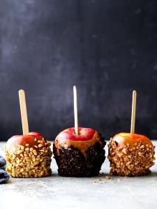 1 apple (85 g) Caramel Apple with Nuts