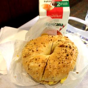 1 bagel (114 g) Wheat 