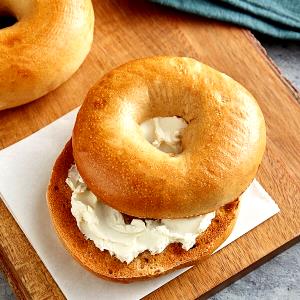 1 bagel (79 g) Apple Honey Bagel