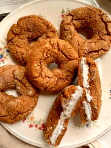 1 bagel (92 g) Gluten Free Pumpkin Bagel