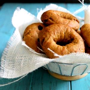 1 Bagel Pumpkin Raisin Bagel