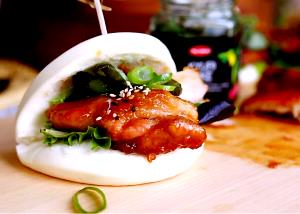 1 bao Teriyaki Chicken Bao