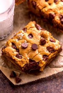 1 bar (42 g) Chocolate Chip Baked Bar