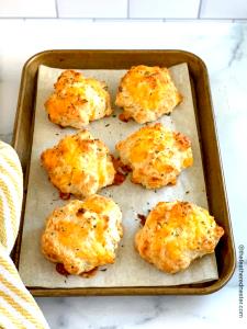 1 biscuit Cheddar Biscuits