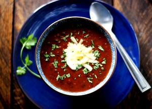 1 bowl (340 g) Sriracha Black Bean Soup