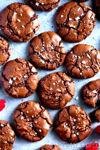 1 brownie (57 g) Cookies & Cream Brownies