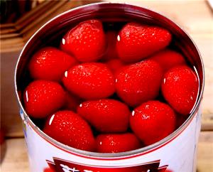 1 Can (254.0 G) Strawberries, canned