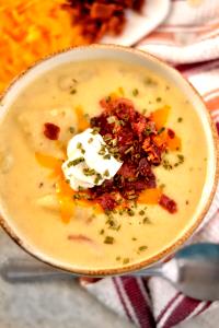 1 can (412 g) Loaded Potato Soup