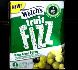 1 can (8.4 oz) Fruit Fizz - White Grape Pulse