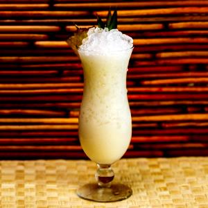 1 Cocktail Pina Colada