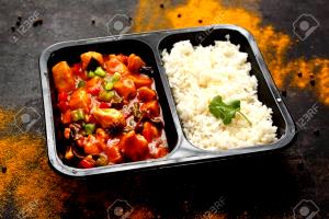 1 container (326 g) Hong Kong Chicken Unfried Rice (Medium)