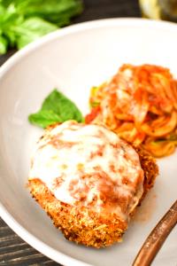 1 container (390 g) Chicken Parm