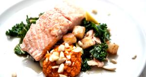 1 container (7.5 oz) Romesco Salmon