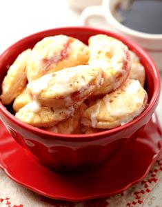 1 cookie (27 g) Cherry Turnover Cookies