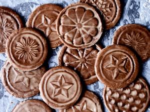 1 cookie (29 g) Soft Gingerbread Cookies