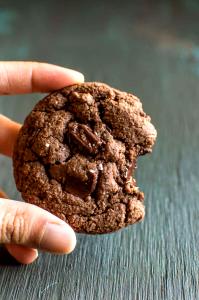 1 cookie (36 g) Double Chocolate Almond Cookie