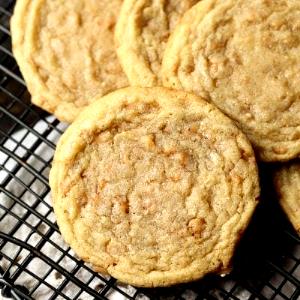 1 cookie (46 g) English Toffee Cookie