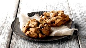 1 cookie Homestyle Chocolate Chunk Cookie