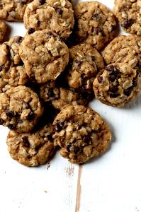 1 cookie Mini Oatmeal Chocolate Chip Cookie