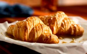 1 croissant Honey Butter Croissant